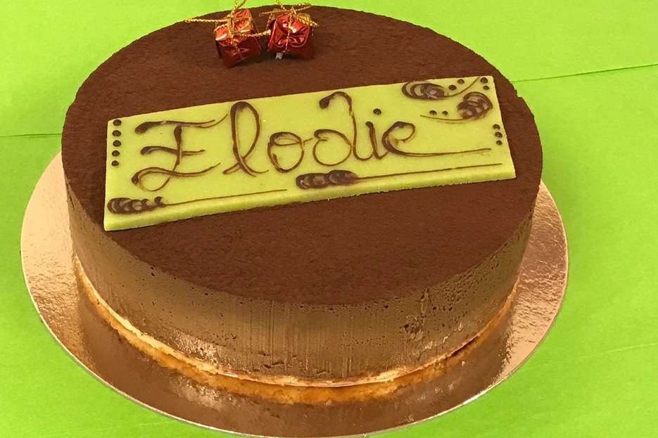 Croustillant Chocolat (Fond de biscuits aux manades / Praliné croustillant / Mousse Chocolat noir) Croustillant Chocolat (Fond de biscuits aux manades / Praliné croustillant / Mousse Chocolat noir)